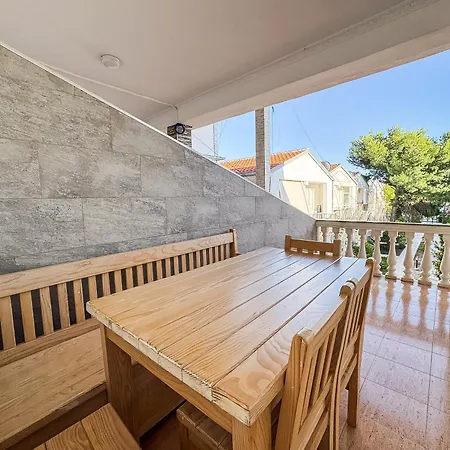 דירה 2-bedroom Apartment, 5 Min To Sea Velipojë